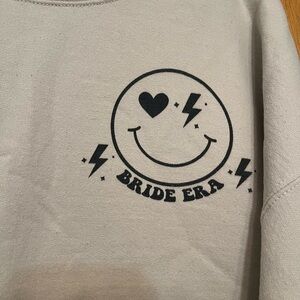 Bride Era Graphic crewneck